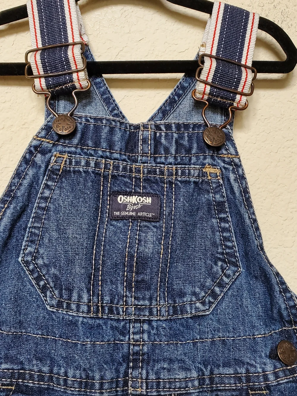 OshKosh B'gosh Kids Denim Short Overalls. Size 2T